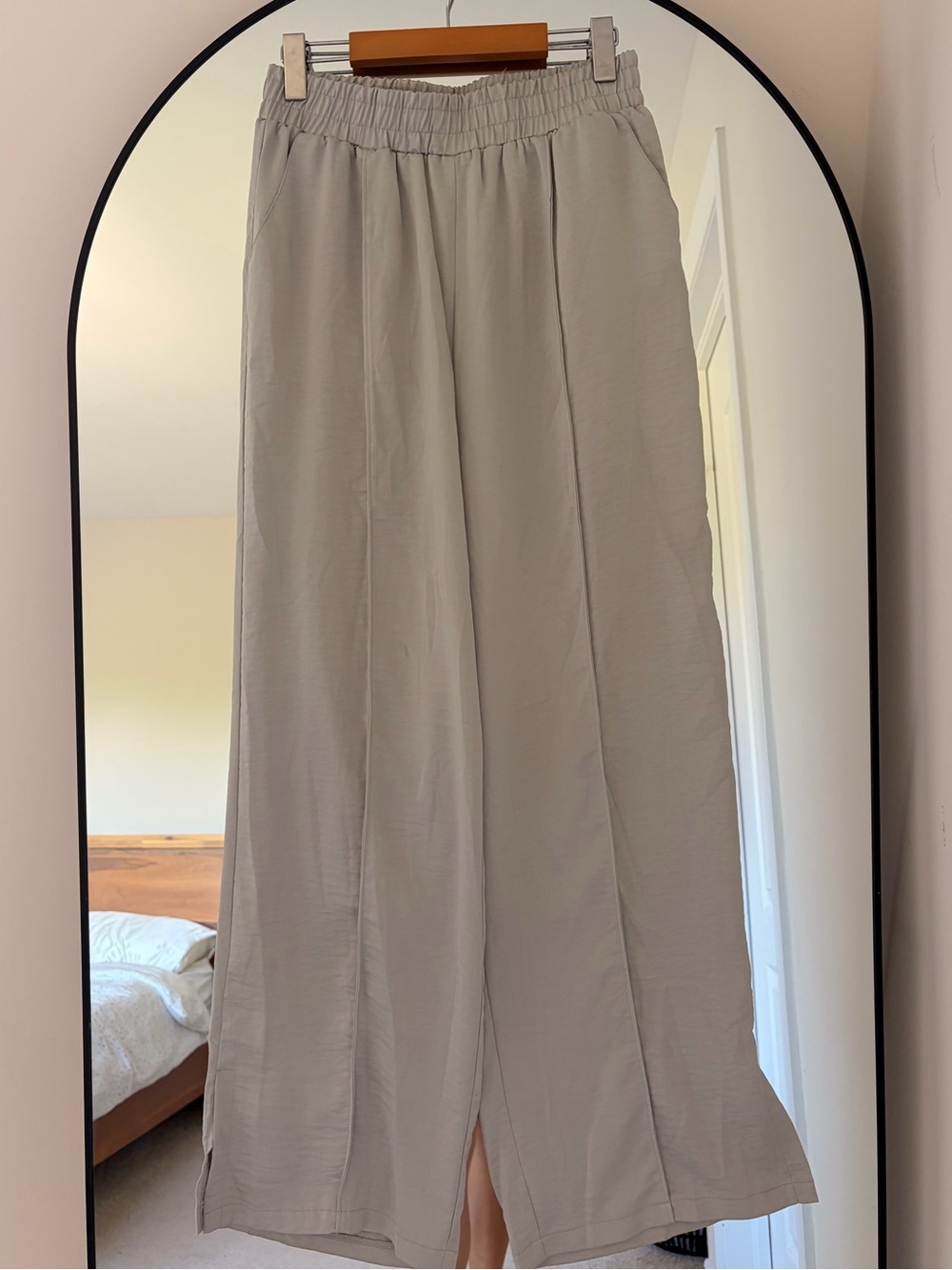 And Now This Soft Beige Wide-Leg Pants – Size S